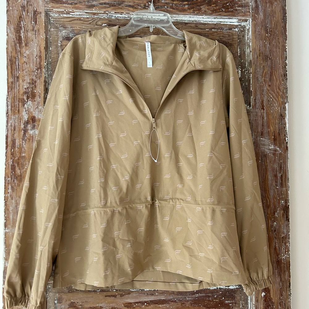Fabletics lightweight women’s jacket NWT